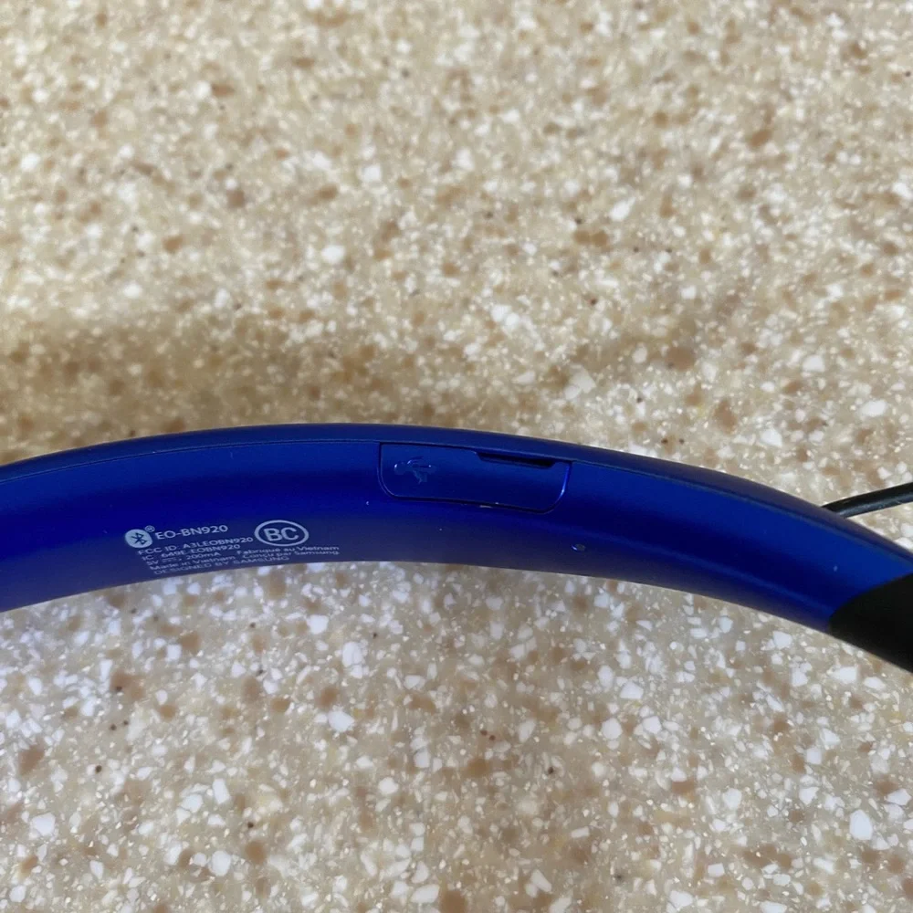 Samsung Level Wireless Headphones